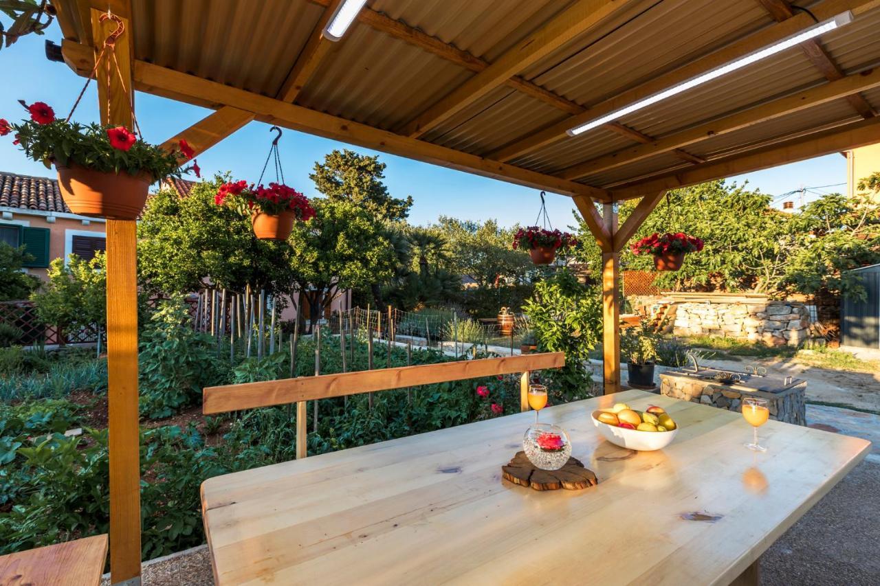 Vacation House Orange Veli Lošinj Zewnętrze zdjęcie